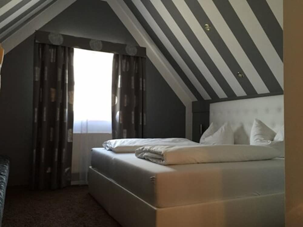 Triple Room - Photo 6