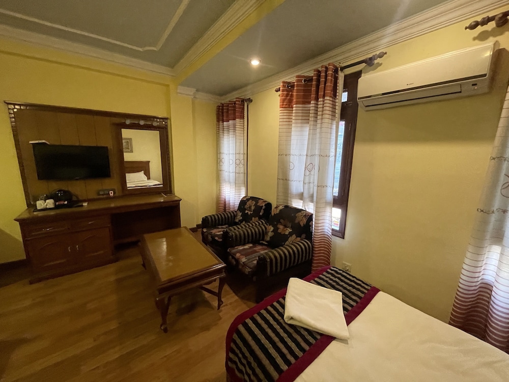 Deluxe Double Room photo 2