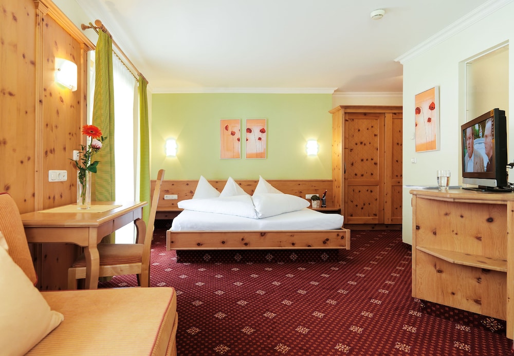 Comfort Double Room (Schrofenstein) photo 1