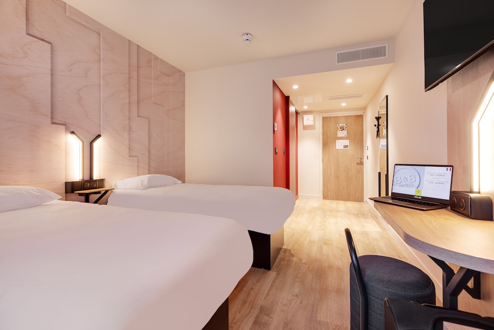 Twin Room, Non Smoking - Photo 6