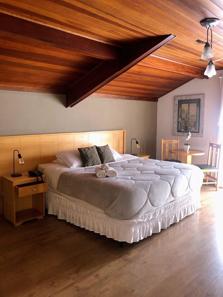 Grand Double Room photo 1