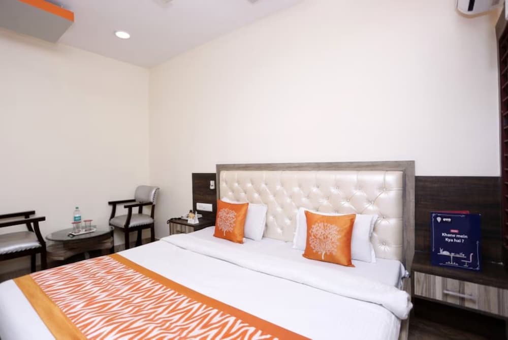 Deluxe Room, City View