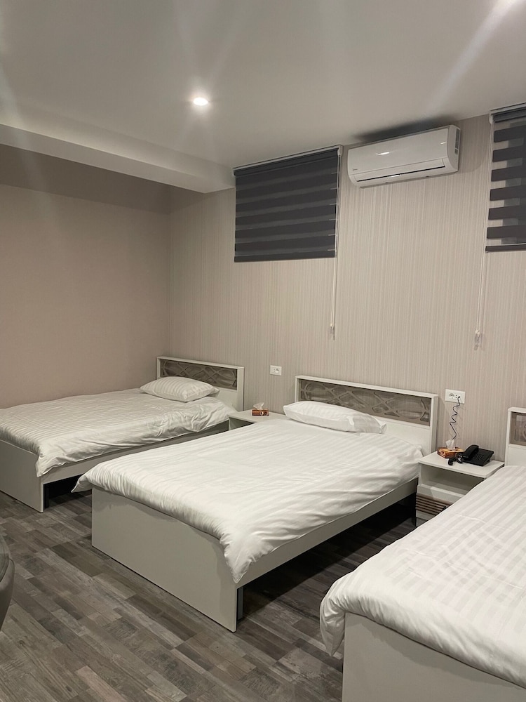 Luxury Triple Room