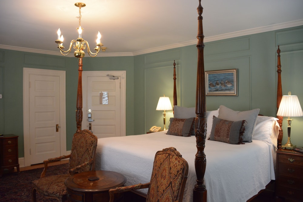 Standard Double Room, 1 King Bed - Carter - 2nd Floor No Elevator photo 2