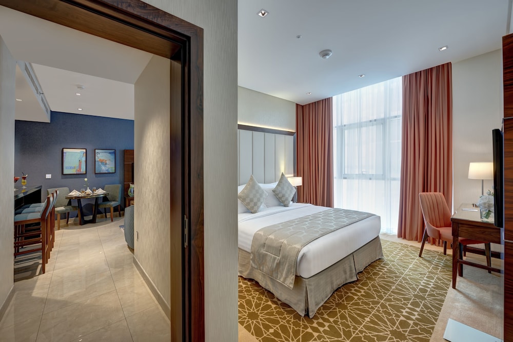 One Bedroom Apartment City View thumbnail 5