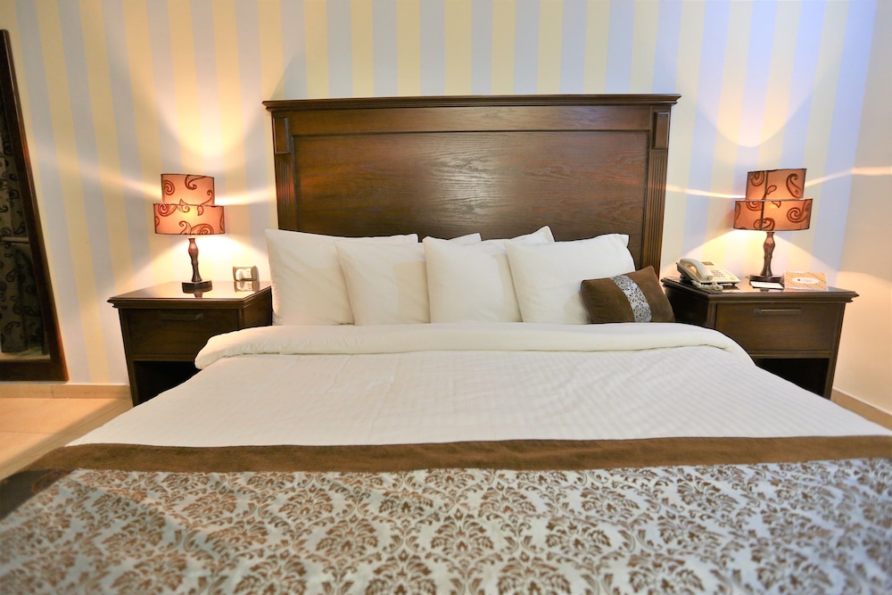 Double Room - Photo 6