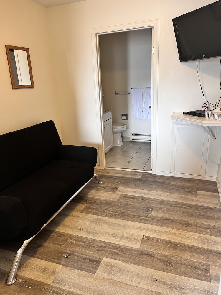 Family Apartment, 2 Bedrooms, Kitchen photo 3