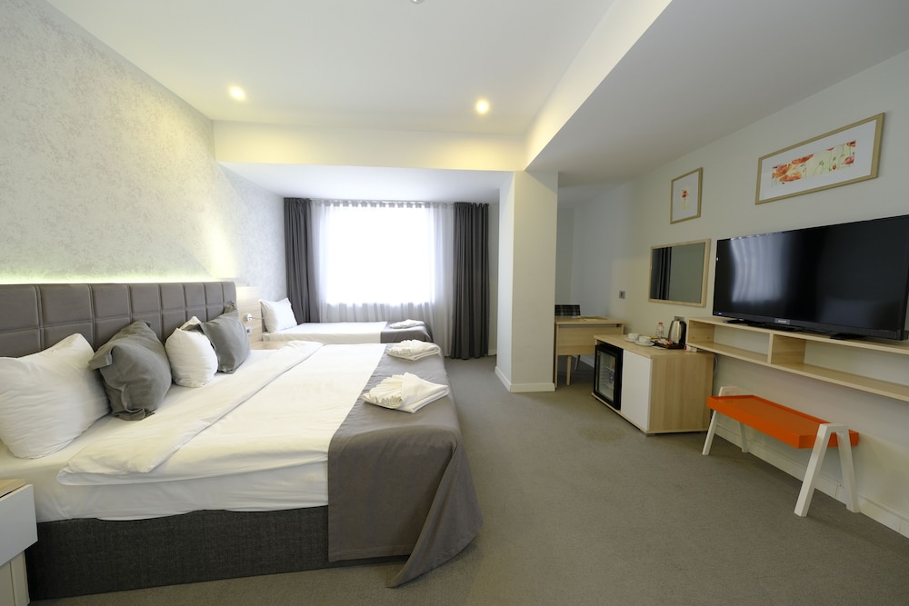 Deluxe Quadruple Room photo 1