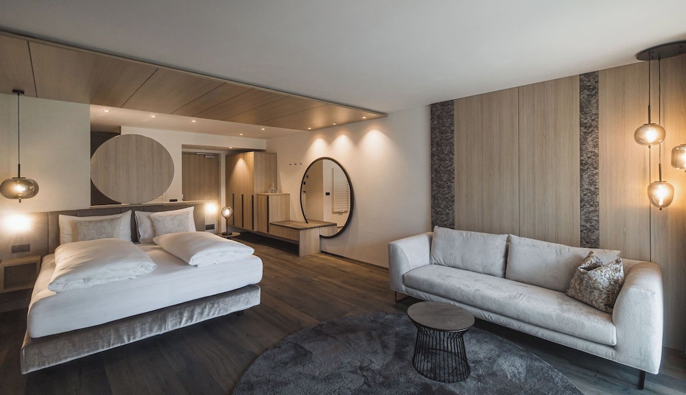 Corones Suite photo 3