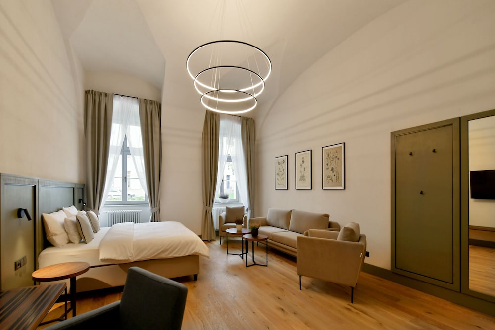 Junior Double Room