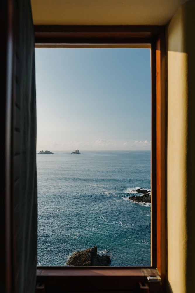 Cala de Mar Penthouse Master Suite - Photo 16