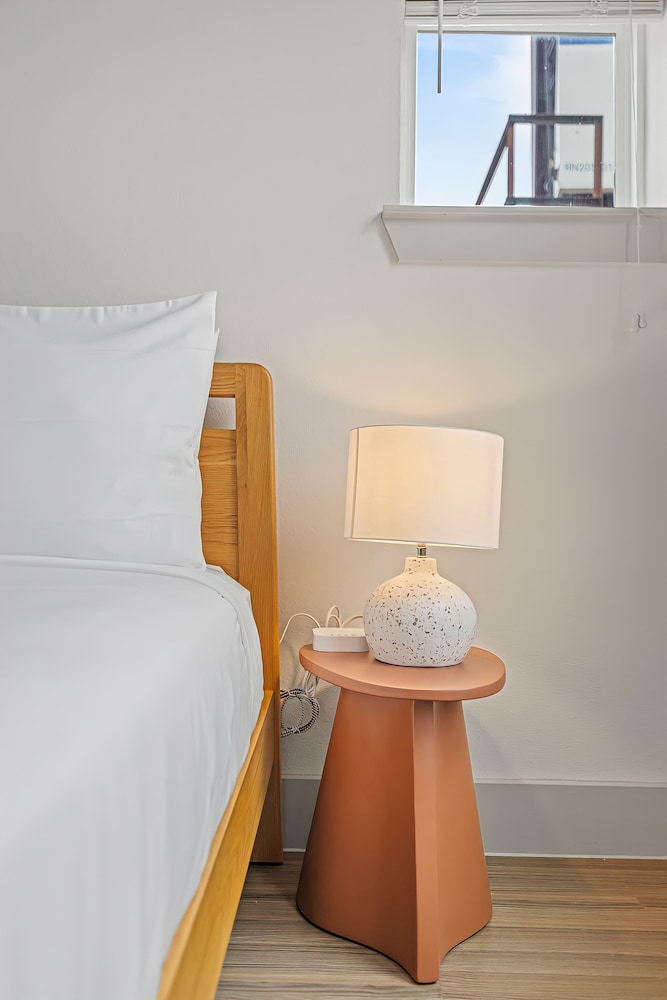 Premium Apartment, 1 Bedroom, Accessible - Photo 16