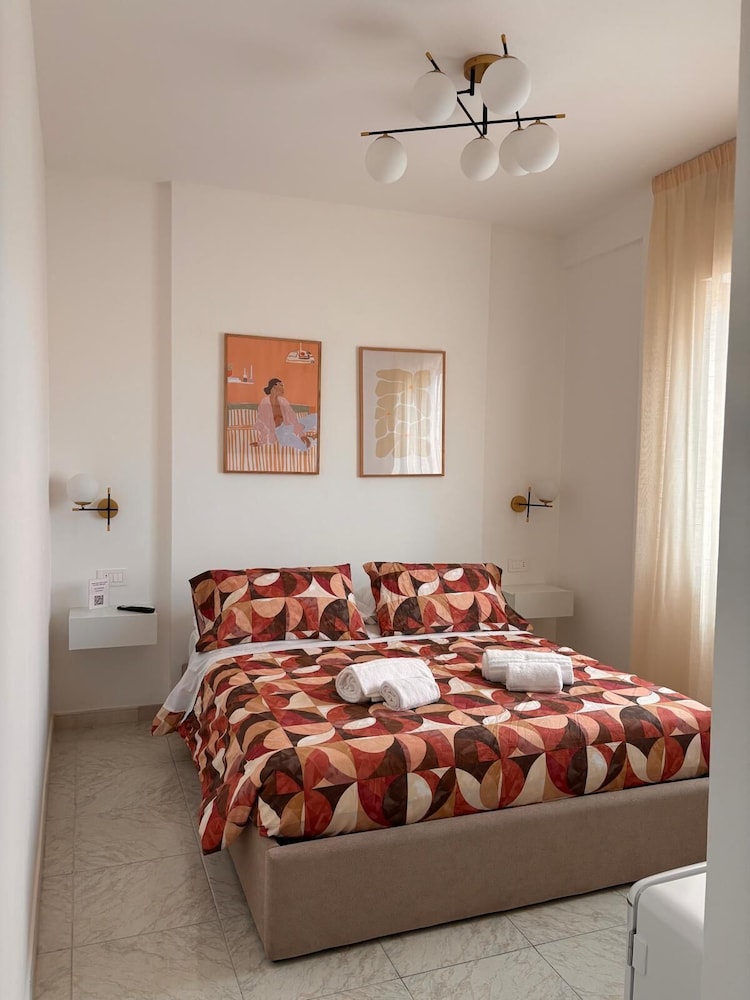 Double Room (1 Bedroom)