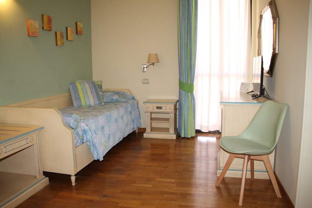 Single Room