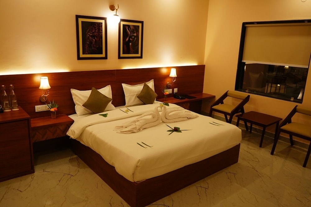 Deluxe Room, Balcony