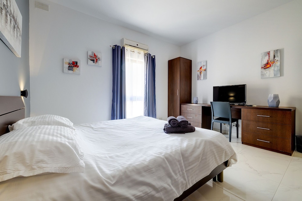Apartment (1 Bedroom)