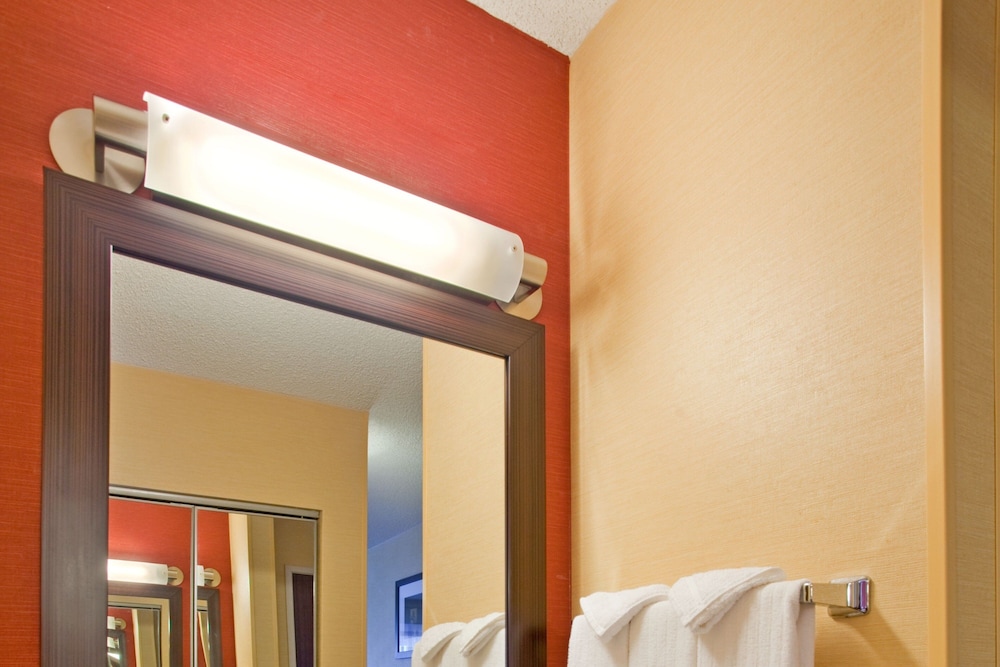 Executive Suite, 1 Bedroom - Photo 9