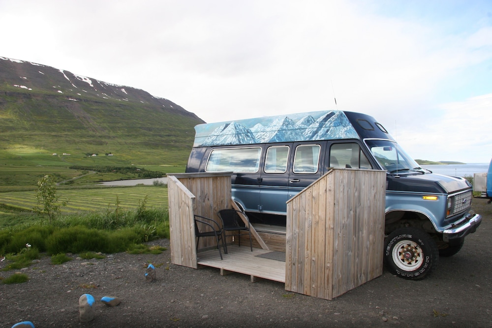 Van photo 2