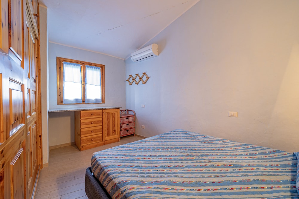 House, 1 Bedroom, Sea View