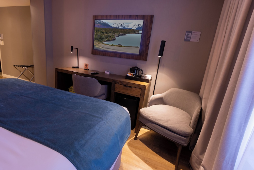 Available room thumbnail 5