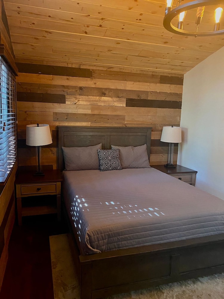 Deluxe Cabin, Garden View photo 1