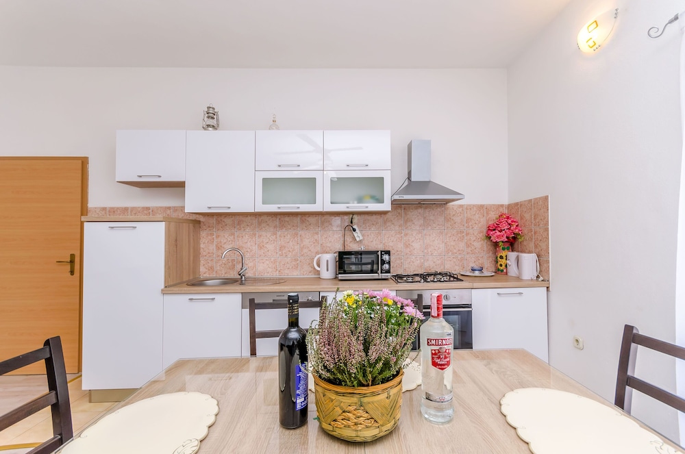 Apartment (A1) photo 3
