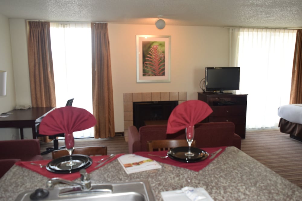 Suite, Multiple Beds, Non Smoking