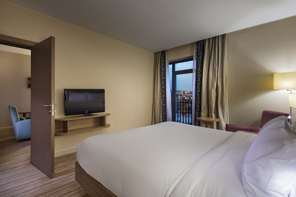 King Suite with Sea View photo 1