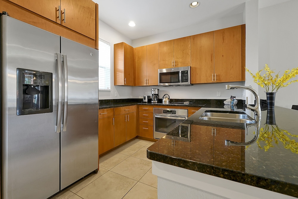 Standard Townhome, 2 Bedrooms, Hot Tub - Photo 12