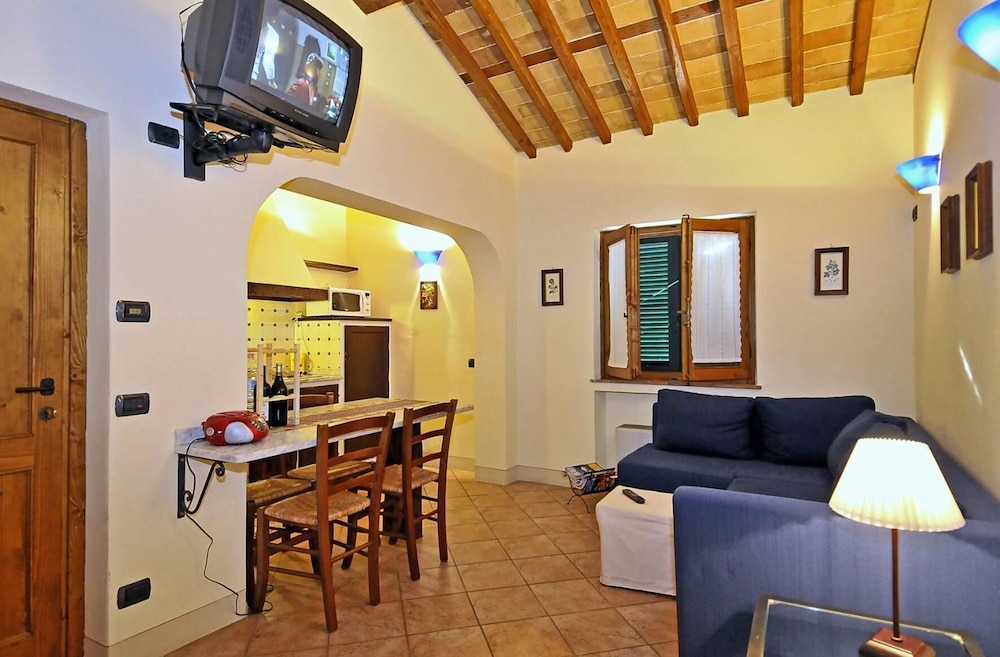 Apartment, 2 Bedrooms, Kitchen, Garden View photo 1