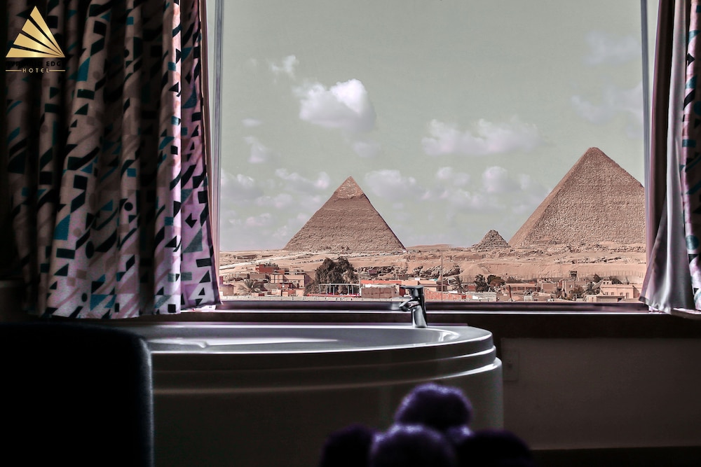 Executive Suite, Jetted Tub (Pyramids View) - Photo 17