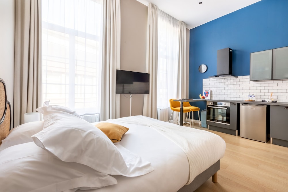 Standard Studio, Ensuite - Photo 18