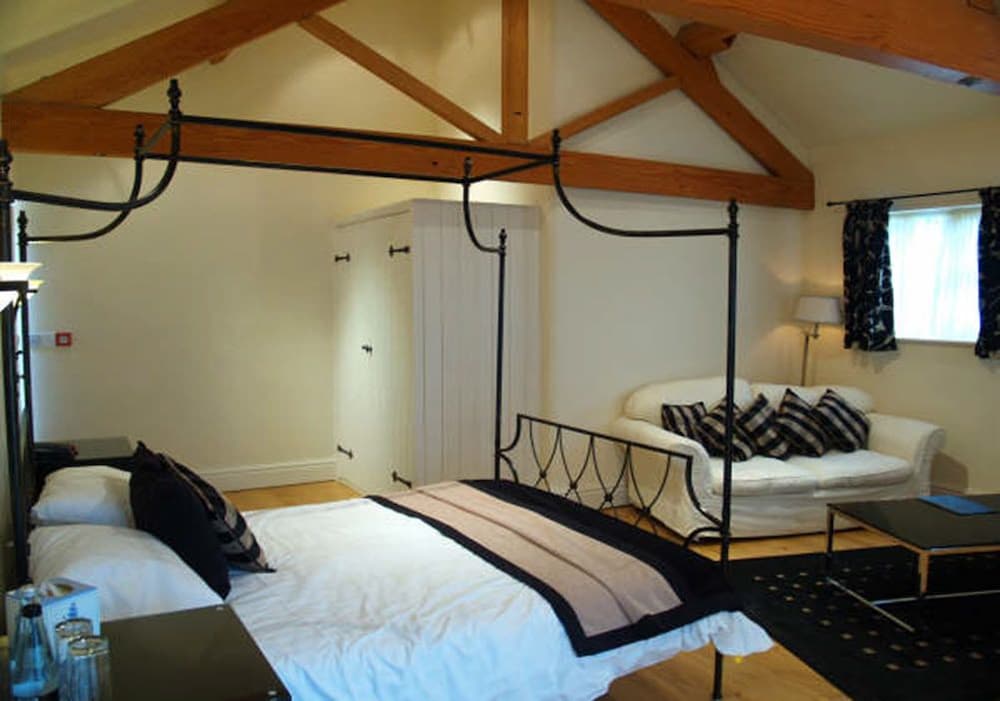 Superior Double Room, Courtyard Area (Large) photo 2