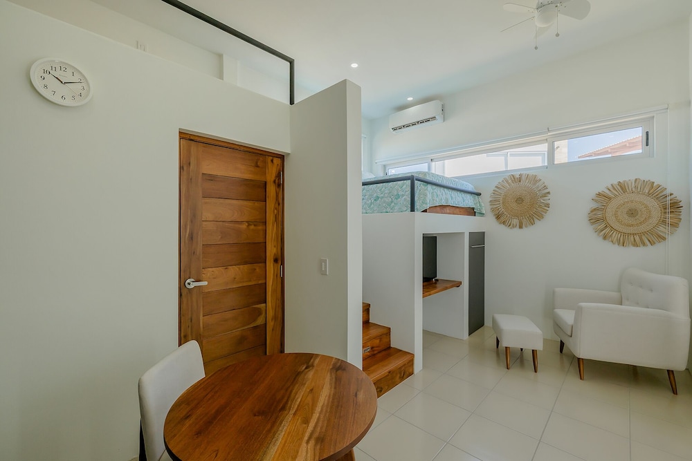 Design House, 1 Double Bed, Beach View photo 2