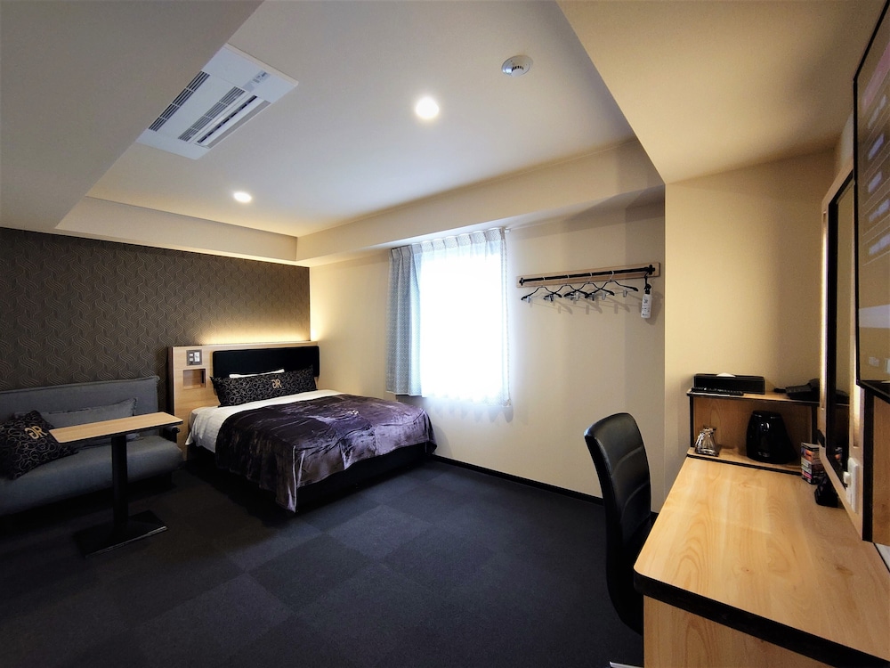 Universal Single Room, Non smoking - Photo 4