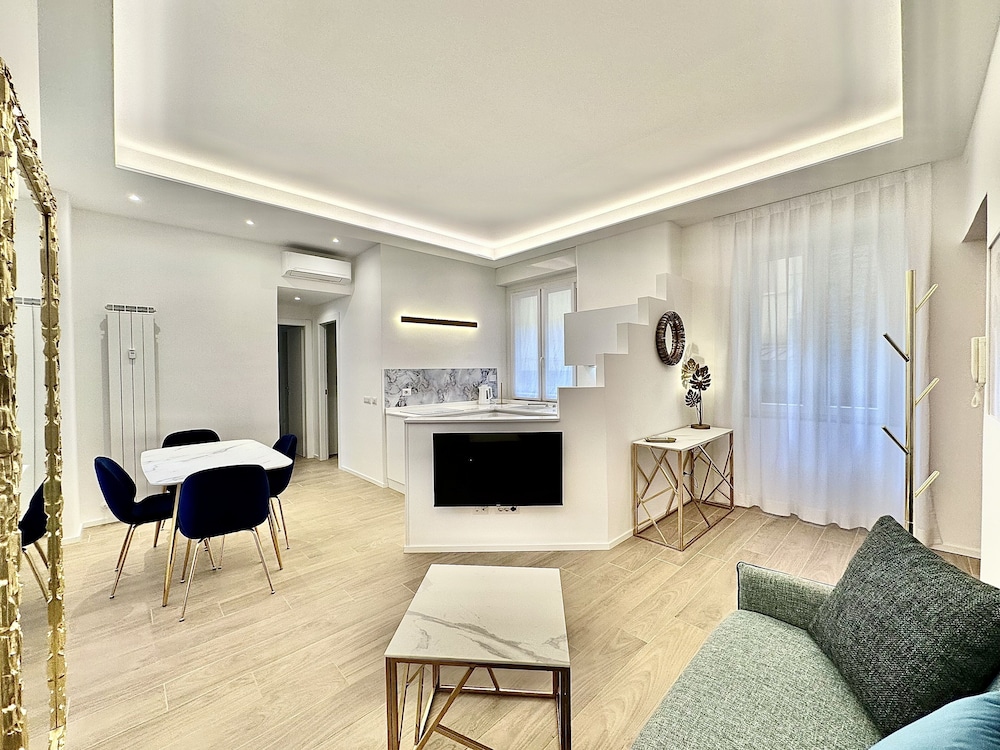 Luxury Apartment