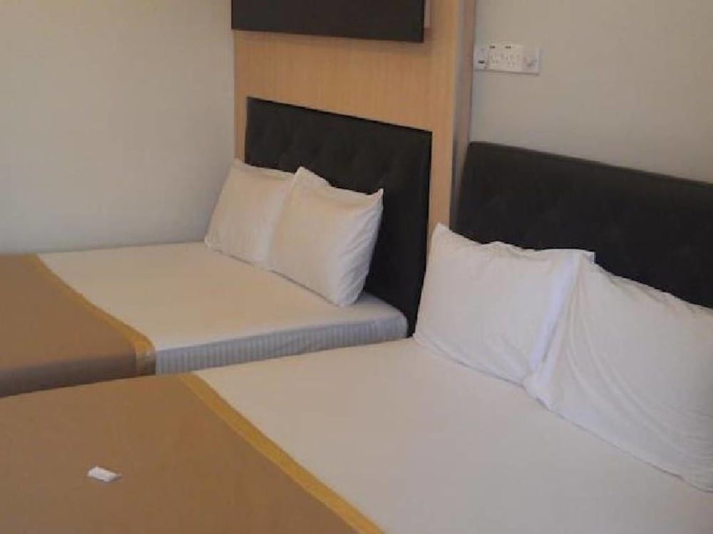 Quad Room