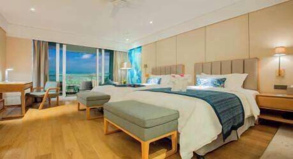 Deluxe Ocean View Twin Room photo 1