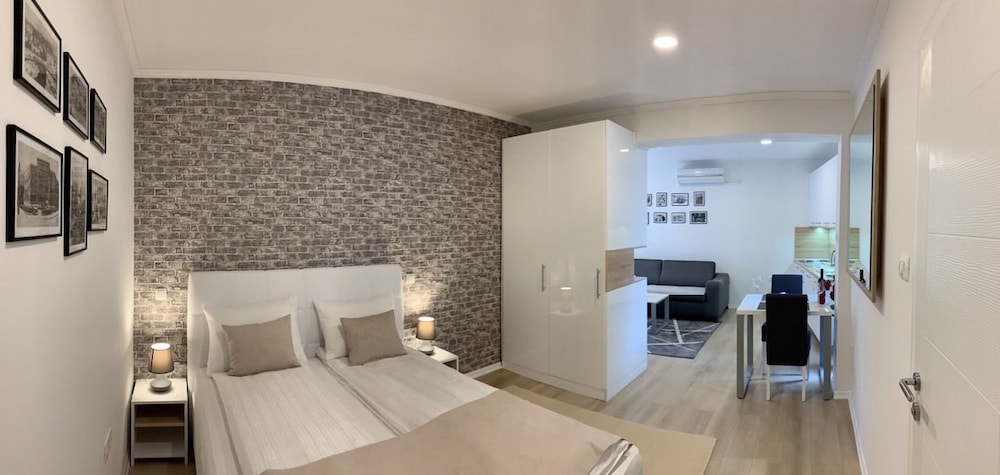 Comfort Apartment, Balcony