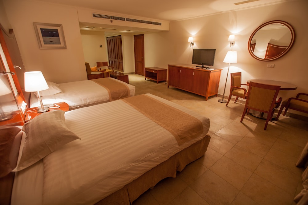 Single Room, City View