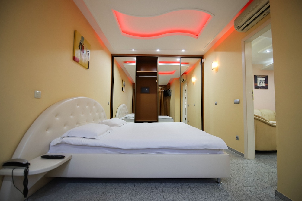 Luxury Apartment, 2 Bedrooms photo 3