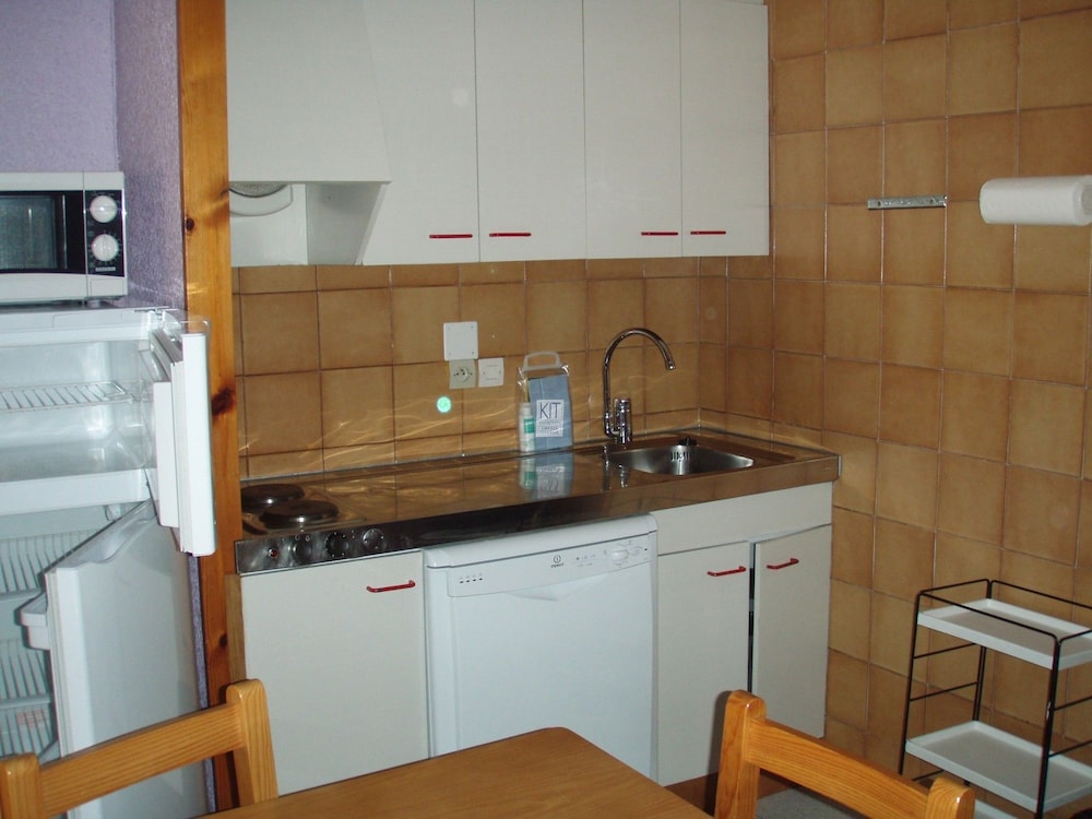 Studio (for 4-6 people)