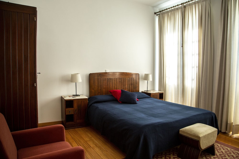 Double or Twin Room photo 3