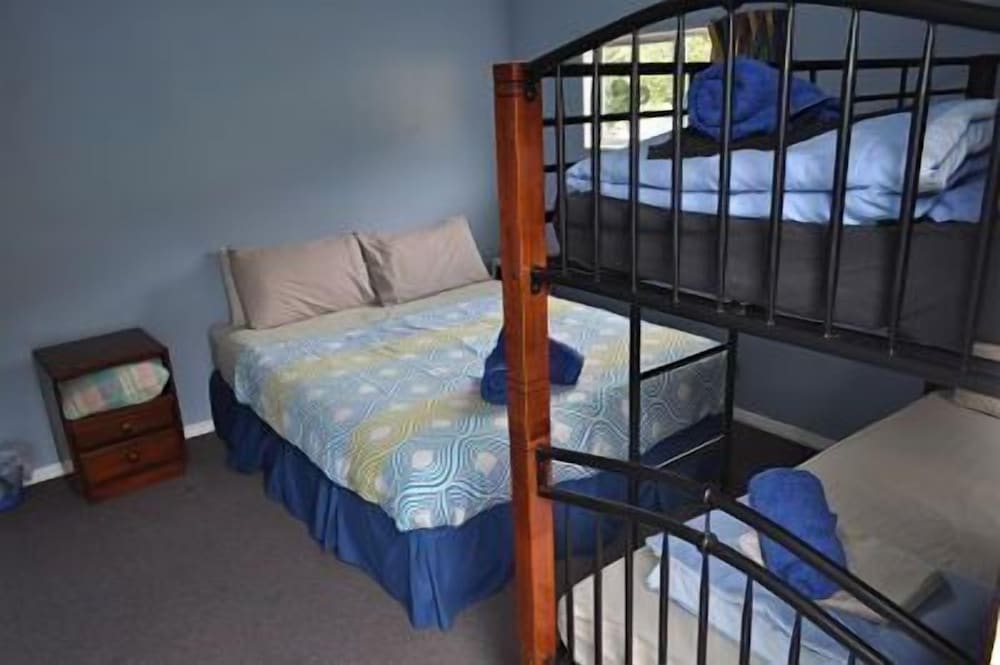 Family Room, 1 Bedroom photo 1