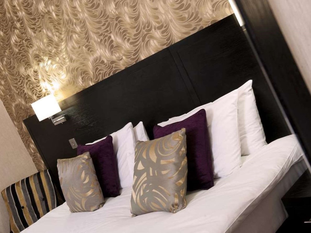 Standard Room, 1 Double Bed, Non Smoking - Photo 5