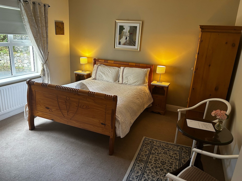 Classic Room, 1 King Bed