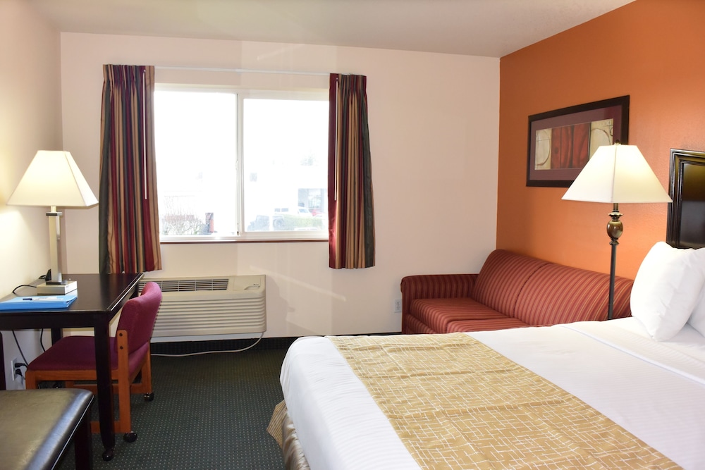 Standard Room, 1 King Bed - Photo 2