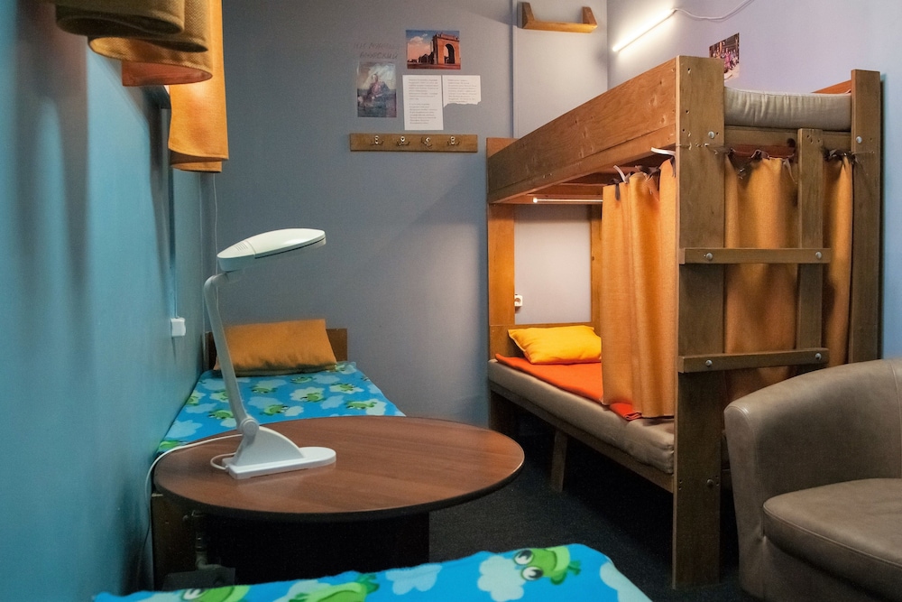 Bed in 4-Beds Mixed Dormitory Room photo 1