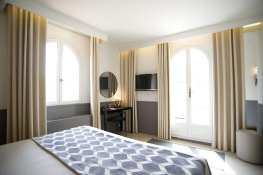 Double Room, Harbor View - Photo 14