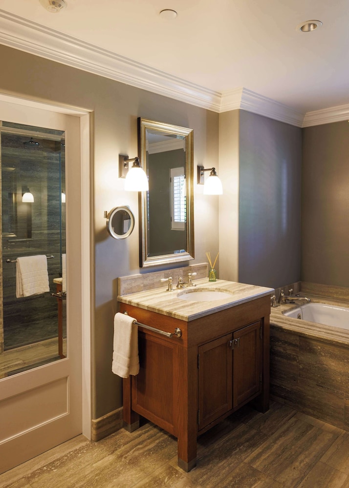 Suite, 2 Bedrooms (Camellia) photo 3